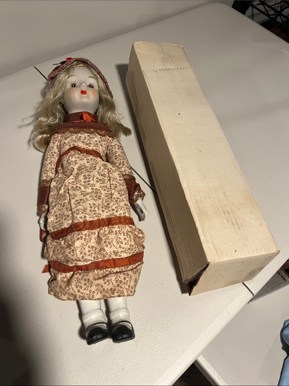 1975 china doll with original box. Brand unknown
